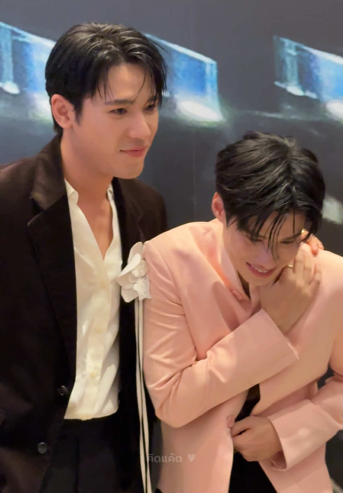 ปลอบประโยน9595959595959595955 ศศินแสนแก้วอย่าตีกานนนนนน 🫷🏻 @peakpeemapol @Pearlpooo  #LoveInTheMoonlightTH  #สลักรักในแสงจันทร์  #peakpeemapol #pearlpooo 