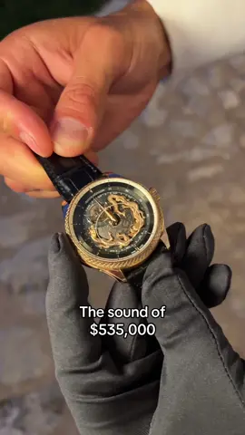 And you also get two very cool looking dragons.  The Master Hybris Artistica “Dragon” by Jaeger-LeCoultre. #jaegerlecoultre #dragon #master 