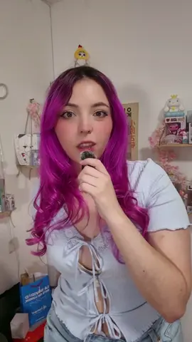 Estuve en la alfombra roja de la nueva pelicula de Paul Thomas Anderson #UnaBatallaTrasOtra gracias a @WarnerBrosMX  y aunque fue de una manera poco convencional, creo que por fin puedo decir que tuve muchísima suerte de estar justo al lado de Leonardo Di Caprio, está experiencia me quedará para la vida. ✨️ Disfruté muchísimo la película, realmente le doy un 10/10 y a los personajes un 1000/10 me encantaron. ⚠️ TIENEN QUE VERLA EL 25 DE SEPTIEMBRE  #warnerbros #OneBattleAfterAnother #leonardodiCaprio #ChaseInfiniti  