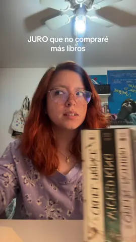 Book ban! (Al que algún día le haré caso) No más libros hasta que se acabe el mes 🫡  #BookTok #bookhaul #librosrecomendados #libros 