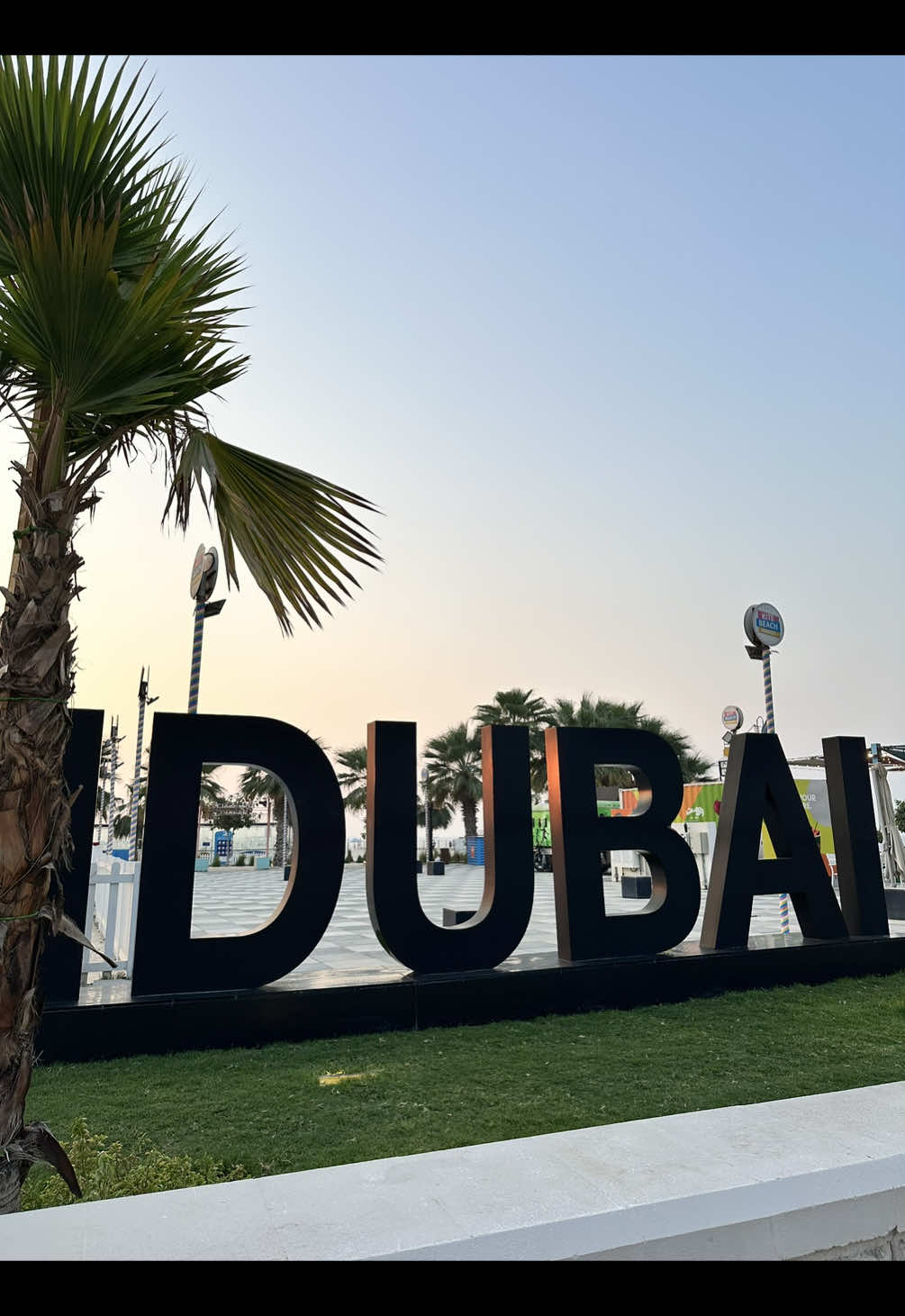 So excited to share more Dubai content with you, the full vlog is on my channel & will also post smaller vlogs I filmed for tiktok too! 