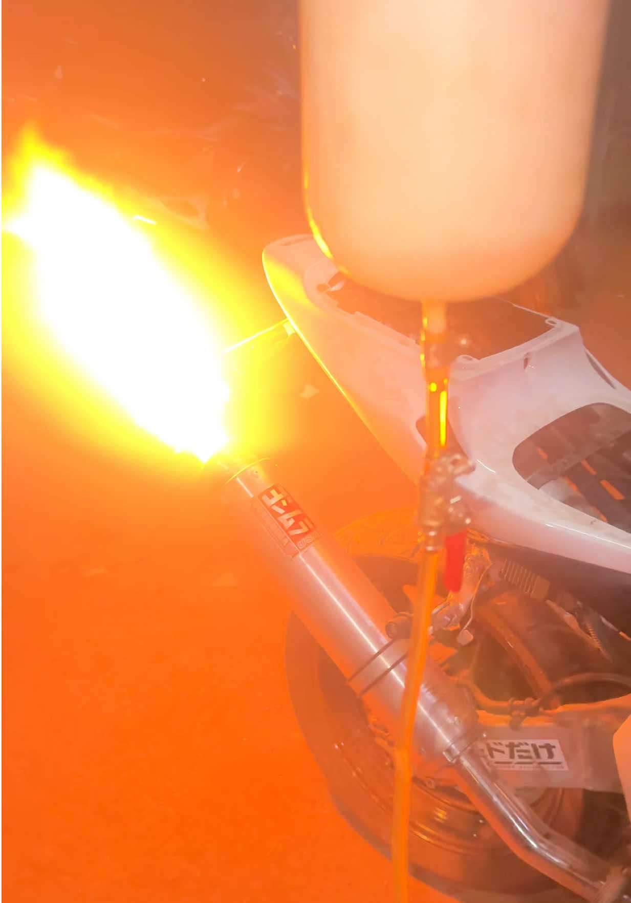 කොහොම අරන් අවත් දුවන එක දුවන්නම හදලා දෙනවා😼💥 CBR250 gullarm #cbr250 #gullarm #nvmotors 