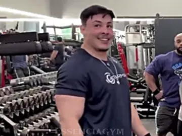 Wake Wake  Use meu cupom na @Max Titanium - Loja:essenciagym  #bodybuilders #gymedits #ganley #maxtitanium #mememaromba 