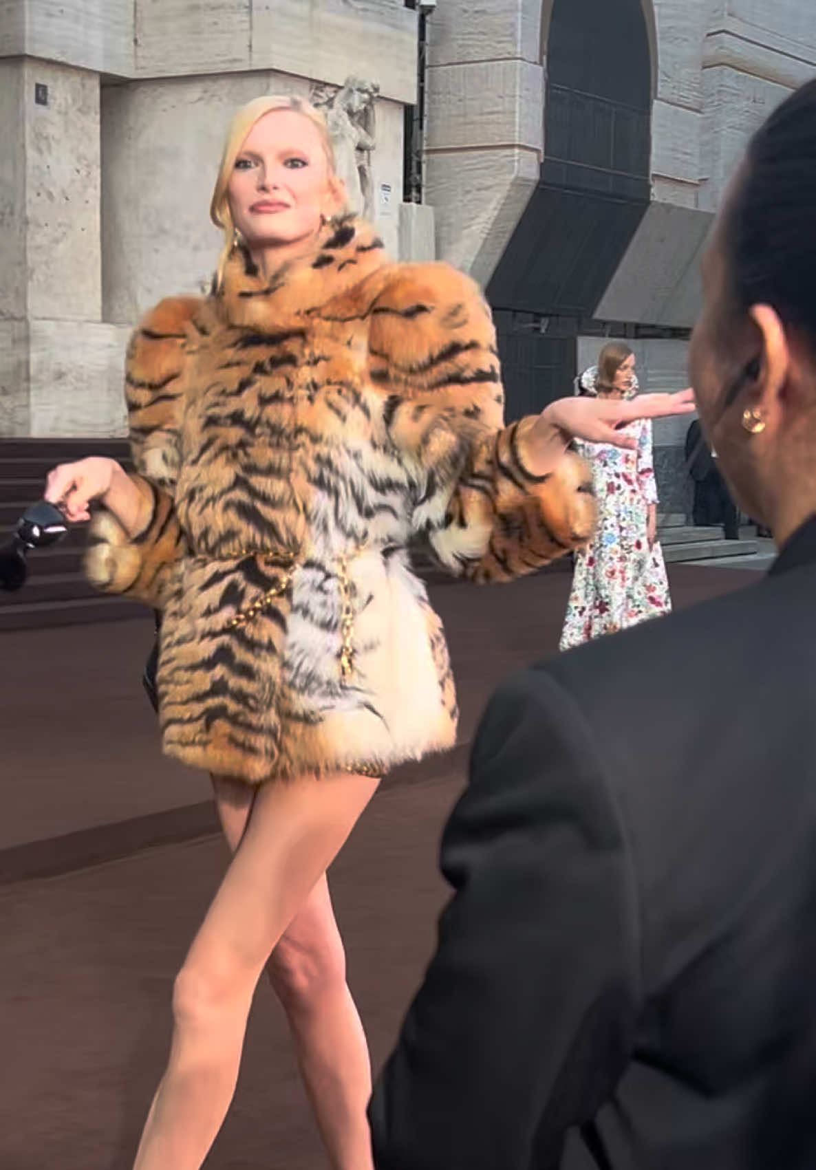 #AlexConsani arrives to the premiere of the Gucci short film 