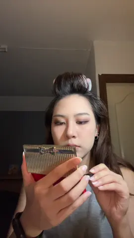 วันนี้มีคนหนีออกกำลังกาย มาแต่งหน้าเล่น #preshowermakeup #makeup #แต่งหน้า #เมคอัพ 