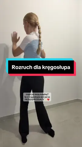 🌟 Rozruszaj swój kręgosłup w kilka minut! 🌟 Czujesz sztywność w plecach? Twój kręgosłup potrzebuje ruchu! 🌀 W tej rolce pokazuję proste, skuteczne ćwiczenia, które możesz wykonać w domu, w pracy, gdziekolwiek! 🙌 Każde ćwiczenie wykonuj przez 1 min. 💥 A od WCZORAJ ruszyła PRZEDSPRZEDAŻ mojej nowej książki: 📘 