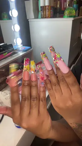 i love these #nailart #nails #pressonnails #pressons 