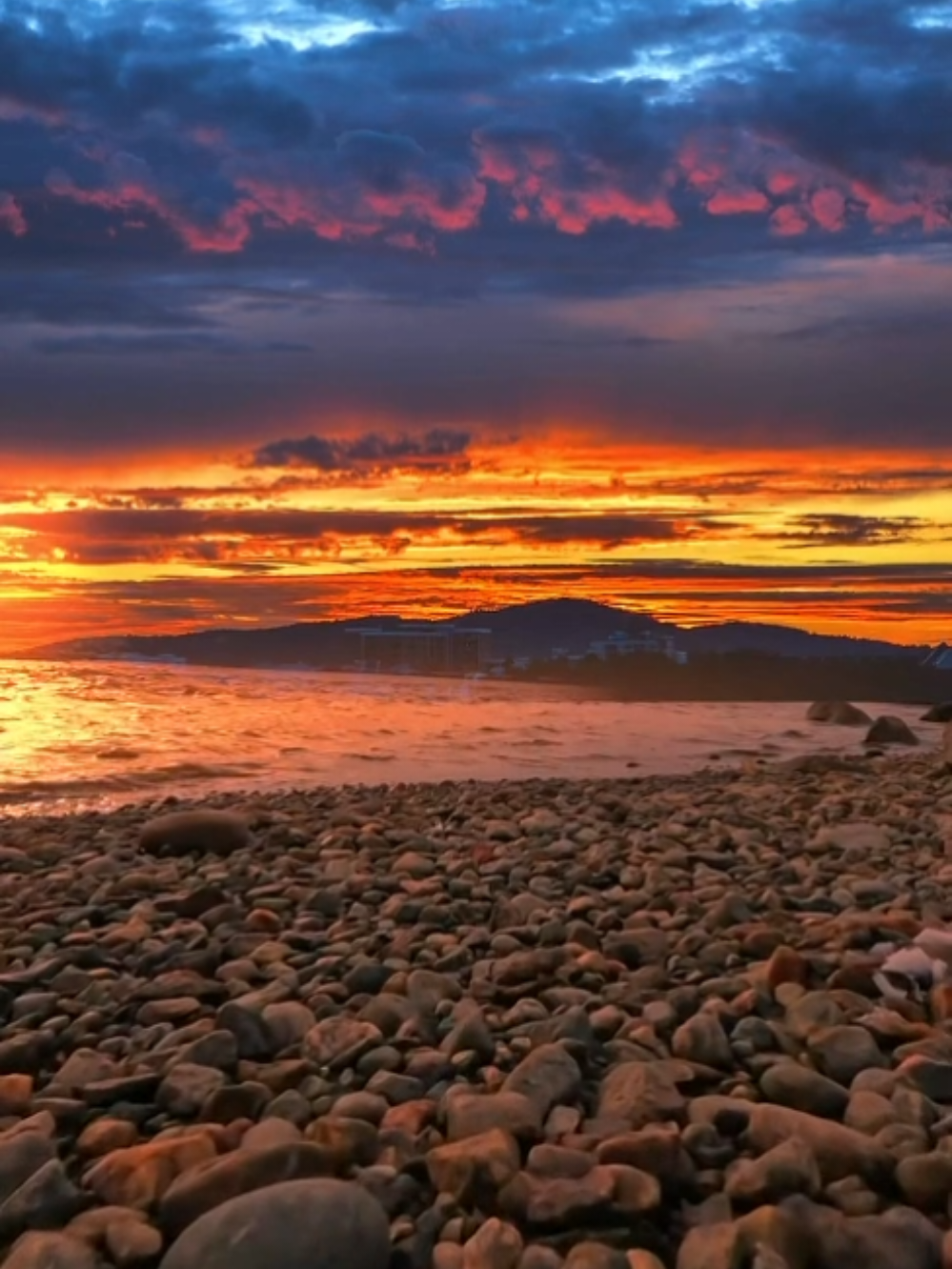 Relaxing moments #sunset #travel #nature #sunrise 