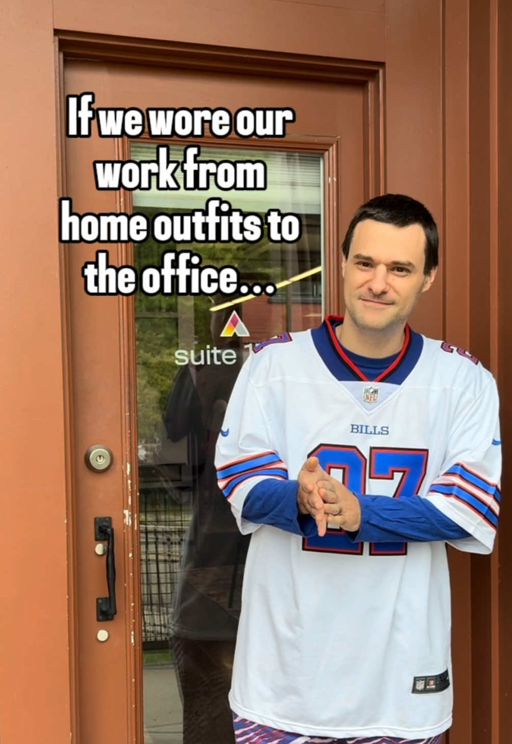 And just like that… we’re back in our comfy clothes 😌 #officeoutfit #workfromhomelife #wfhlife #remotework #comfyclothes 