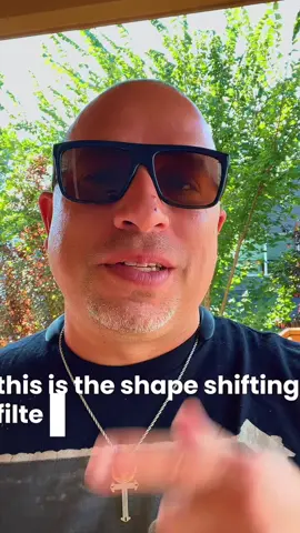 Who’s your celebrity twin?! Find out now👉 #celebrityfilter #funnymoments #viralvideos #lookalike#gmoneygoods 