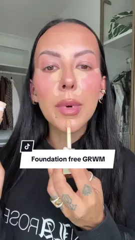Nothing fancy just a foundation free GRWM…  #makeuptips #makeupartist #makeuptutorial 