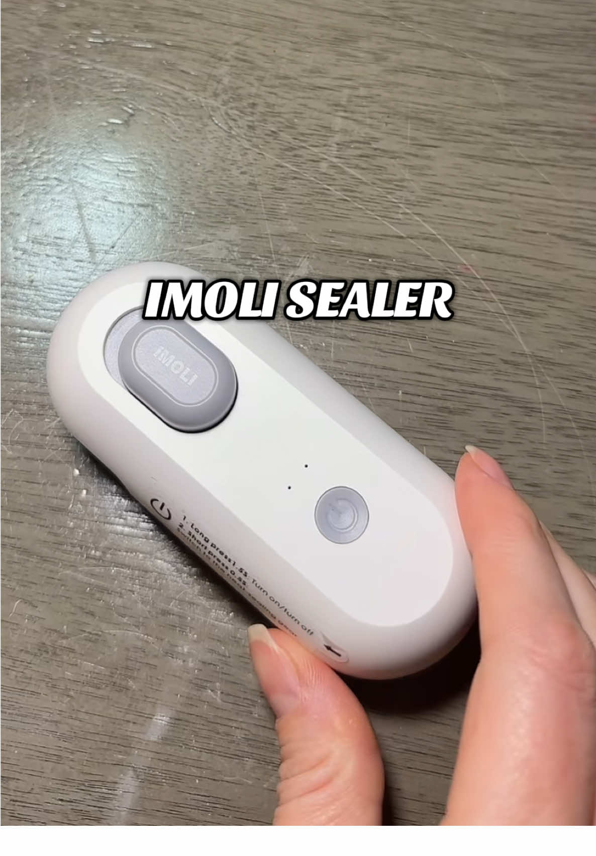 This little gadget is a game-changer! The Imoli 4-in-1 Bag Sealer lets you seal, cut, open, AND re-seal your snacks in seconds. No more stale chips 👏 Perfect for the kitchen or on-the-go snacking! 🍿#imoli #sealer #bagsealer #bottleopener #portable 