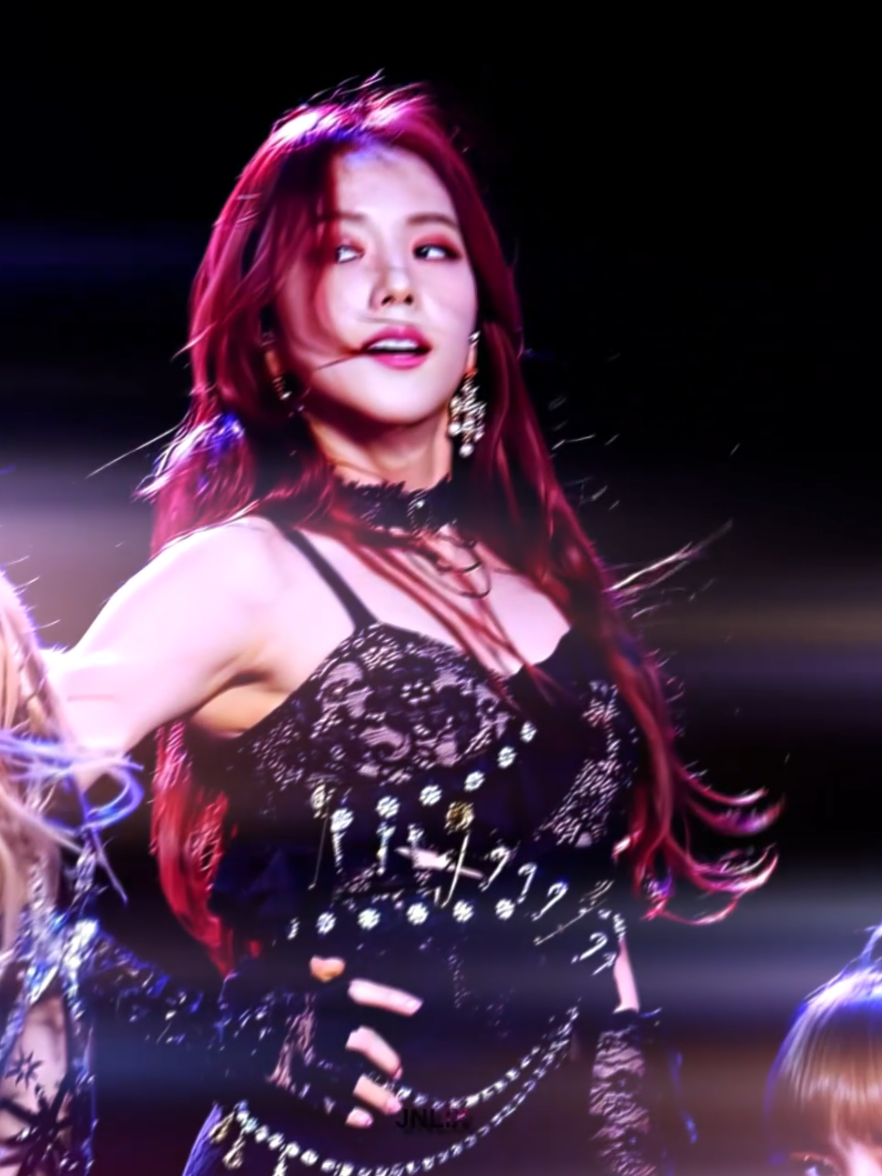 I see red 🍒  Ib: @𝙢𝙖𝙙𝙞𝙨𝙤𝙣.𝙖𝙚𝙥  #jisoo #jisooedit #kimjisoo #sooyaaa__ #blackpinkedit 