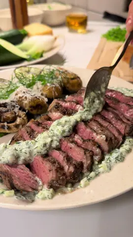 [In English below]Stek z warzywami i moimi tzatzikami. 🥩 Idealny przepis na grillowy wieczór. 👨‍🍳 Składniki: 	•	1 stek wołowy 	•	½ cukinii 	•	4 pieczarki 	•	1 ogórek gruntowy 	•	200 ml gęstego jogurtu 	•	¼ cebuli 	•	1 mały ząbek czosnku 	•	Koperek 	•	Kilka kropel Tabasco 	•	Szczypiorek 	•	Garść groszku cukrowego 	•	1 łyżka parmezanu 	•	Oliwa 	•	Sól i pieprz Przygotowanie: 	1.	Stek posól, popieprz i skrop oliwą. 	2.	Ogórka i cebulę pokrój w kostkę, koperek i czosnek posiekaj. 	3.	Wymieszaj jogurt, koperek, czosnek, ogórka, cebulę, łyżkę oliwy, Tabasco, sól i pieprz – powstanie sos tzatziki. 	4.	Cukinię pokrój w plastry, pieczarki oczyść, posól i popieprz warzywa, skrop oliwą. 	5.	Stek smaż 3–4 minuty z każdej strony razem z warzywami. 	6.	Na talerzu ułóż warzywa, posyp parmezanem i szczypiorkiem. Stek pokrój w plastry i ułóż na tzatzikach, posyp pokrojonym drobno groszkiem cukrowym. Smacznego! Steak with vegetables and my tzatziki. 🥩 The perfect recipe for a barbecue evening. 👨‍🍳 Ingredients: • 1 beef steak • ½ zucchini • 4 mushrooms • 1 field cucumber • 200 ml thick yogurt • ¼ onion • 1 small clove of garlic • Dill • A few drops of Tabasco • Chives • A handful of snow peas • 1 tablespoon of Parmesan cheese • Olive oil • Salt and pepper Preparation: 1. Season the steak with salt and pepper, and drizzle with olive oil. 2. Dice the cucumber and onion, and chop the dill and garlic. 3. Mix together yogurt, dill, garlic, cucumber, onion, a tablespoon of olive oil, Tabasco, salt, and pepper to make the tzatziki sauce. 4. Slice the zucchini, clean the mushrooms, season the vegetables with salt and pepper, and drizzle with olive oil. 5. Fry the steak for 3-4 minutes on each side, along with the vegetables. 6. Arrange the vegetables on a plate, sprinkle with Parmesan cheese and chives. Slice the steak and arrange on top of the tzatziki, and sprinkle with finely chopped sugar snap peas. Enjoy! #cooking#barbecuel #cooking 