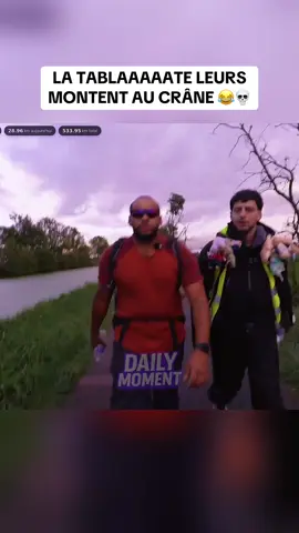 Ils marchent de Montpellier jusqu’à Paris… à pied 😳 ➡️ BYILHANN & NICO relèvent le défi ! #montpellierparis #twitchfr #dailyclips #dailymomenttwitch 