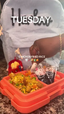 Kids deserve a apology from their parents 🫶🏽 #chinesefood #chickenfriedrice #friedrice #boymom #kidslunch 
