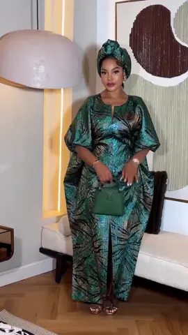 Luxury Damask Bubu Set available in stock. PRICE : 55K #shopnow #bubugown  #asoebistyles  #bubugownslovers 