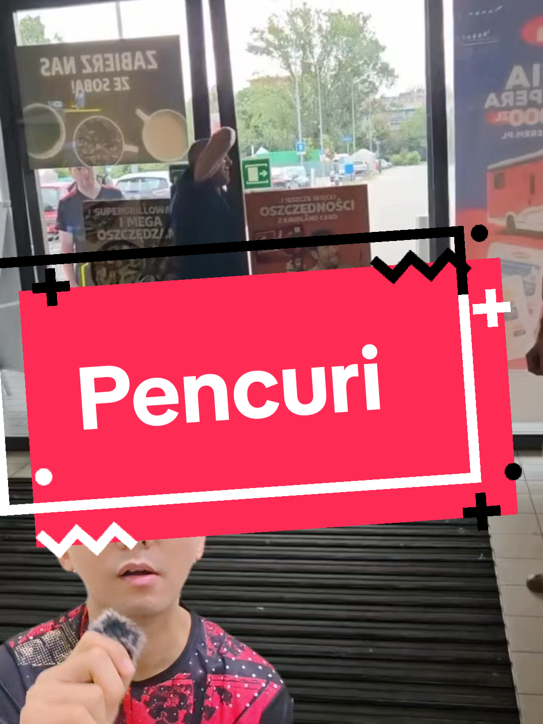 Zaman sekarang kena extra berwaspada pada sekeliling.. 