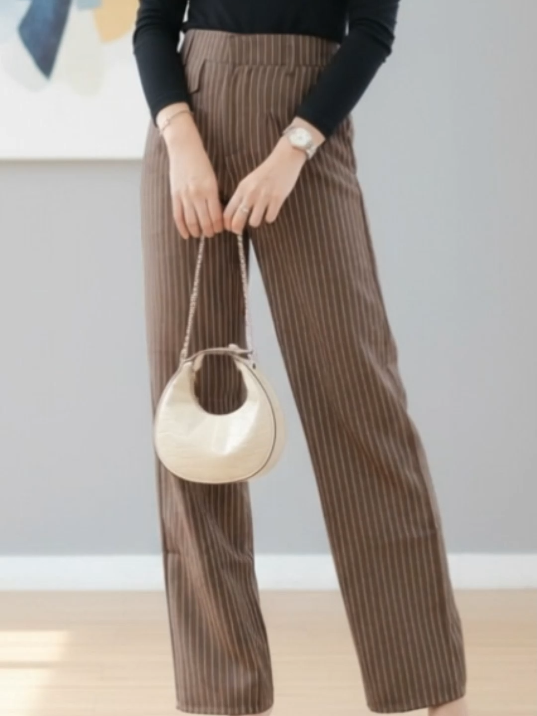 Berani tampil percaya diri di kantor dengan celana kerja wanita elegan yang timeless. ⏳ #TimelessStyle #CelanaKerjaElegan #WorkwearOOTD #OOTDKantor #FYP #celanaoropants