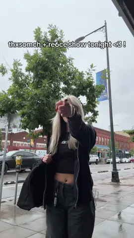 so beyond excited 😭🎀 (dw yall  got the funko pops for the gifts 😼) #thxsomch #fypシ #re6ce #thesoundofyoulaughingtour #thxsomchcore 