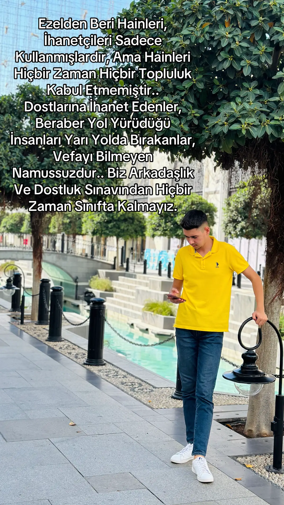 Sözüm Meclistende İçeri …