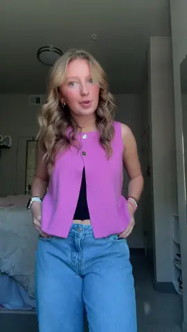 it was freezing this morning😭 #microinfluencer #trending #fitcheck #fallfashion #dormlife 