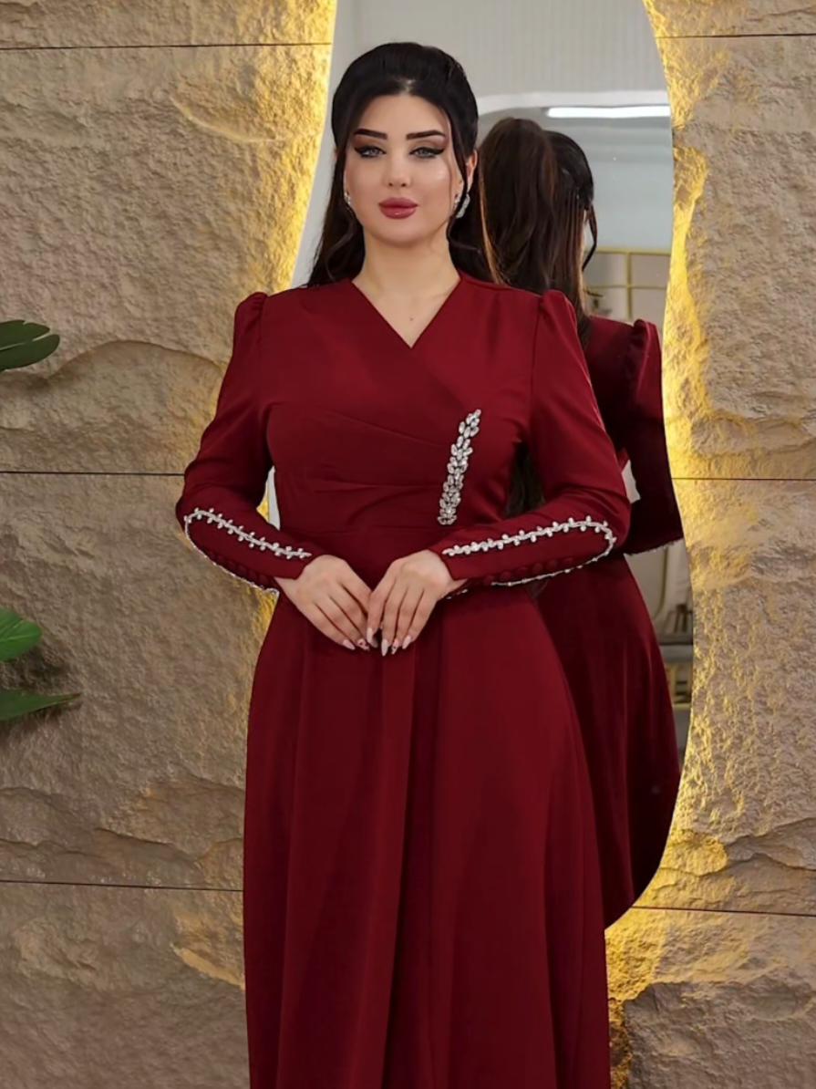 خامة ملكية– تصميم يخبل– جاذبية ما تنوصف!✨للحجز واتساب 07823681132