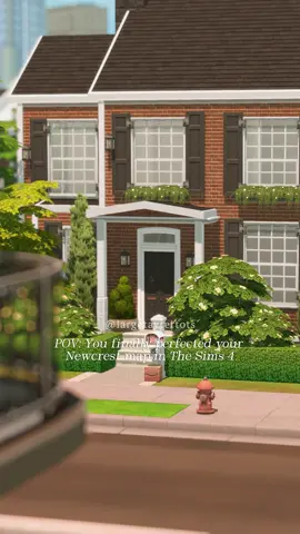 My perfect suburban sad beige beige neighborhood 🥹🤍✨ All of the builds used are linked on my YouTube🔗 Thank you so much to the wonderful creators! #sims4aesthetic #simstok #sims4cc #sims4mods 