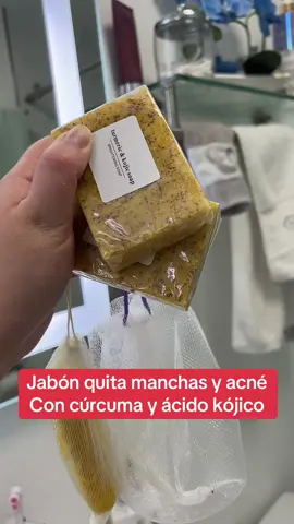 Jabón de cúrcuma y ácido kójico #jabondeacidokojico #jabonparaelacne #jabonquitamanchas #jabondecurcuma #jabonparaaclararlapiel 