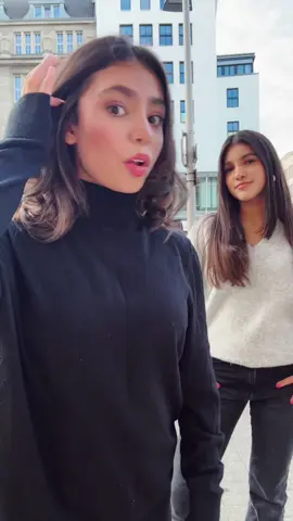 4 Tage bis zur Meisterschaft…⏳🏆 wer von euch wird auch auf der JDC in HH sein? 🤩 w/ @A M E L I A  #dancer #dancetrend #viraldance #mitra 