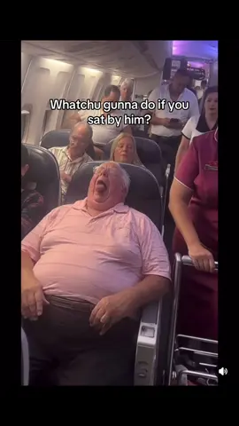 You know his breath be stanking 🤣 #planeride #airplanes 