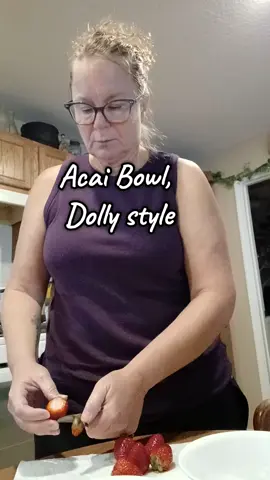 Not everything has to be picture perfect Pintrest version.  This not acai-bowl is just fruit, granola, flax seed and peanut butter; but my kids think it is fancy. I was just hungry for fruit with a crunch. Simple things are more than enough, good lesson for life as well. What did you put in your not-acai bowl? #stayrooted #sunburnanddollystyle #fruit #simplerecipe 