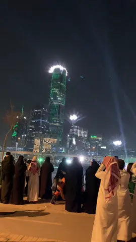 هذا السعودي فوق فوق❤️🇸🇦#الرياض #الماليه_الرياض #الشعب_الصيني_ماله_حل😂😂🏃🏻‍♀️ 