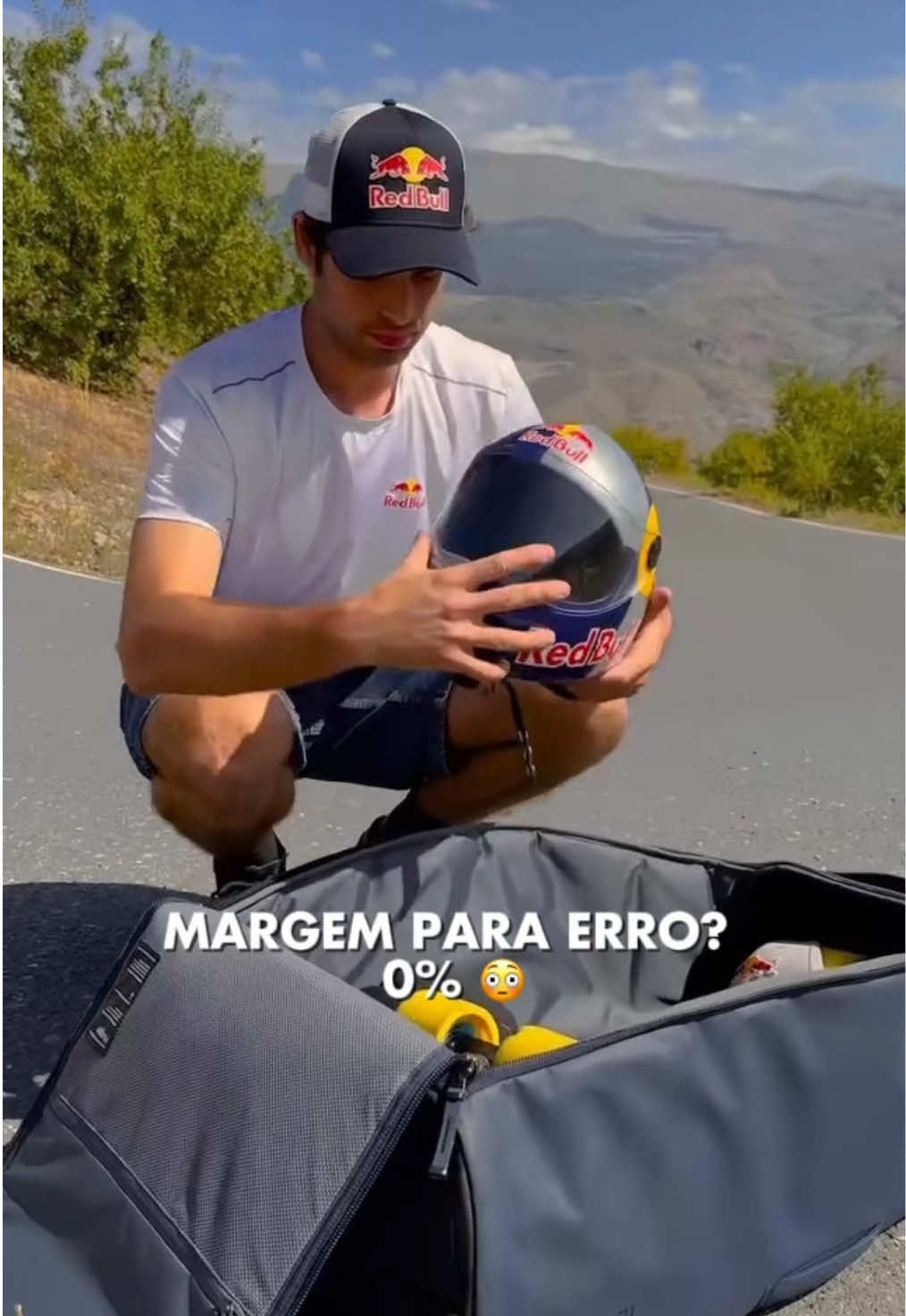 Desafio aceite 🫡 🛹: @Diego Poncelet  #redbull #dáteaaasas #energydrink #Skateboarding 