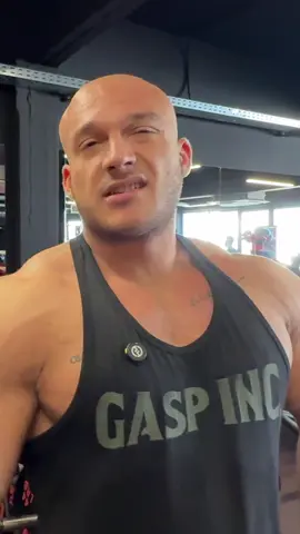 Προπόνηση στήθους με Μπρατανη μόλις ανέβηκε στο Giannelis Daily ολόκληρο το βίντεο ! #giannelis #koupi #giannelisdaily #koupelis 