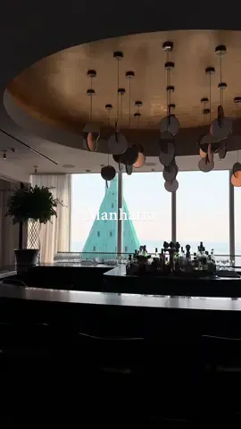 loved eating at Manhatta. their lunch menu was really great and all of the dishes we ordered were really delicious. would love to sit at the bar and have a drink with a book next time  #nycrestaurants #nycfood #nyc #manhattan 