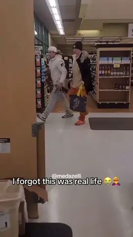 Shi tragic I tried to be Superman 🤦‍♂️ I’m ok though 💔