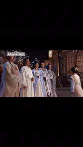 20 năm trước đứng nghe Bạch Tử Hoạ đạo lý . 20 năm sau đứng nghe Bạch Tử Hoạ đọc chiến tích của Dị Hủ các chủ :))) #hoathiencot #fyp #dongphuonguckhanh #viral 