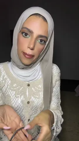 Minni  @SephoraMiddleEast & @NYX Cosmetics Arabia @NYX Professional Makeup Haul  شريت من سيفورا  Special effects multichrome eyeliners  -green aurora - celestial blue - Red solistice - Astra pink  ومن nyx  - glitter primer - eyebrow glue Smushy #sephora #sephorahaul #nyxcosmetics #makeup #makeuphaul 