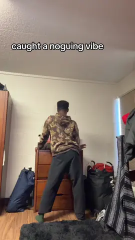 messy but this musicccc 😍 #noguing #vogue #voguing #dontcomeforme #bingbong 