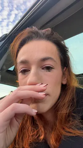 J’ai voulu test avec une vidéo aléatoire je suis tomber sur un petit landemain de cuite 🤣🤣#CapCut 