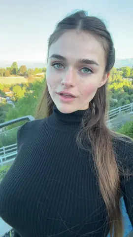 How do I get the camera to focus?