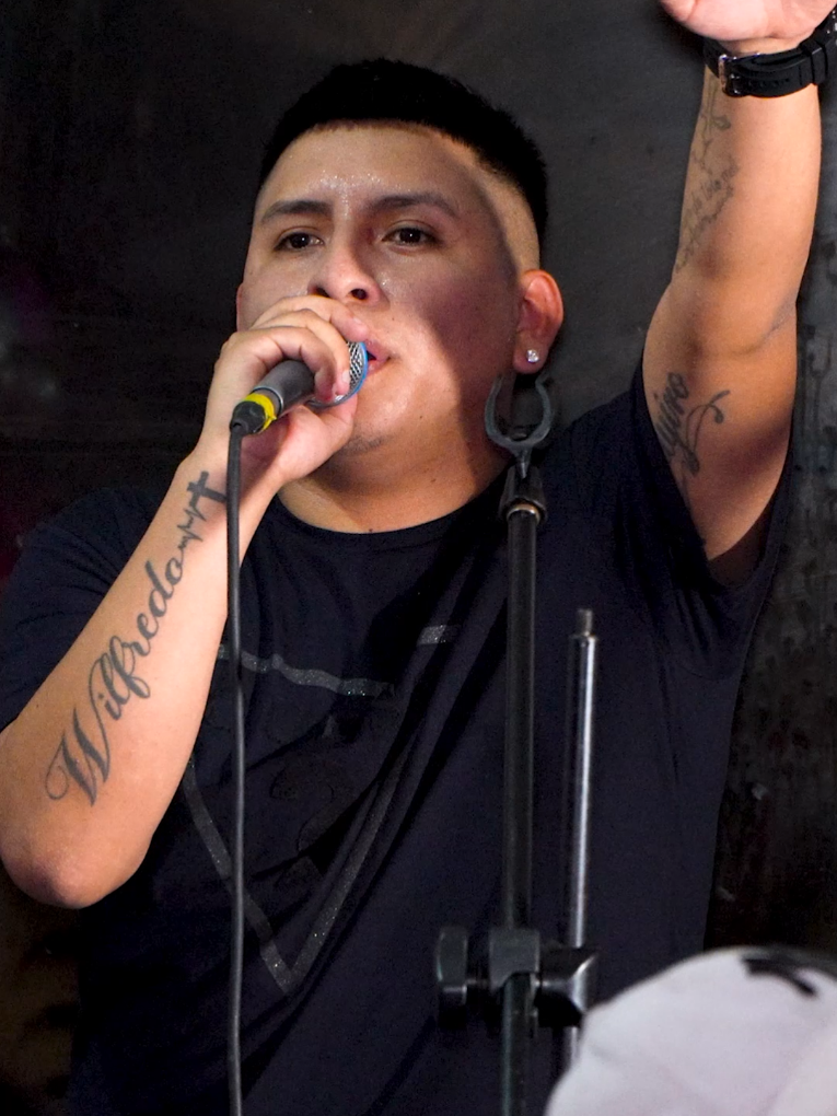 CHOLITA - EL GRAN CHORRILLANO #jhonnyfilms #elgranchorrillano #chichaperuana 