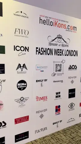 London ✨ You did not disappoint!  Another fashion week city in the books ❤️✨💋 #londonfashionweek #london #Love