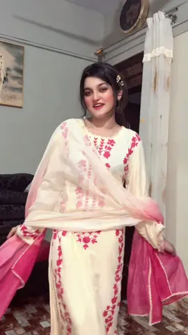 🤍🥹#wardakhanofficial5 @Warda khan Live 👈#explore #viralvideo #vairaltrending 