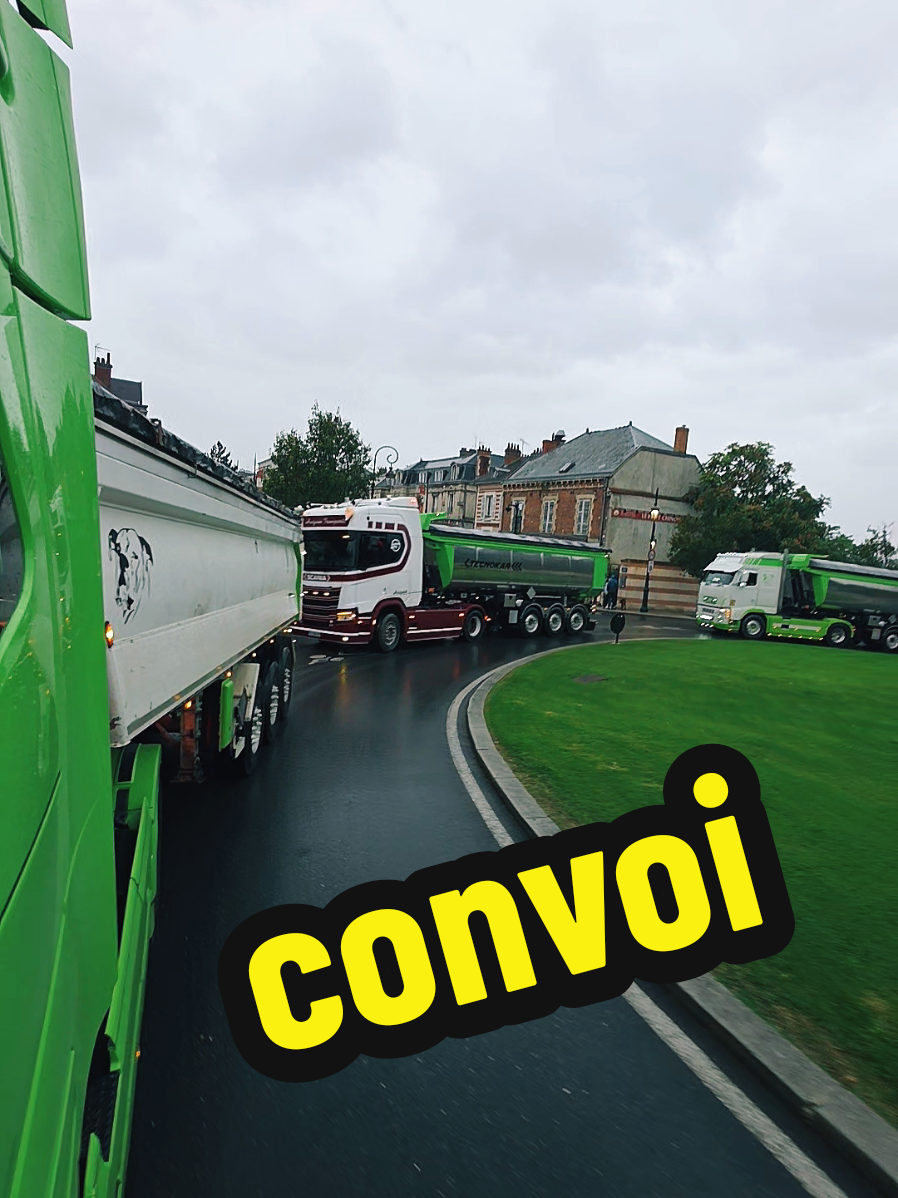 Petit convoi #transportskoffler #volvotruck #volvotrucks #fhline #convoi @volvotrucks @Volvo Trucks France @Tecnokar_Trailers 