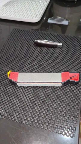 อุปกรณ์ลับคมสำหรับฝึกลับมือ มีไกด์องศา และพกพาใช้งานทั่วไป 💎 #ขนตูดมงคล #sharpeningtools #sharpening #edc #edctools #ลับมีด #หินลับมีด #วิธีลับมีด 