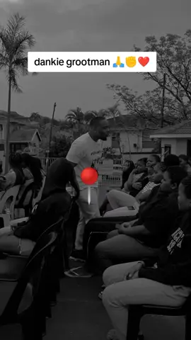 Enye into elimiza intsha si exposed kwi information eningi, lento egcina ukuthi sibone engathi sazi ngaphezulu kwabazali bethu 📸 By Mzomuhle Msweli. #fyp #fypシ゚ #trendingvideo #motivation #schoollife dankie grootman 🙏✊❤️