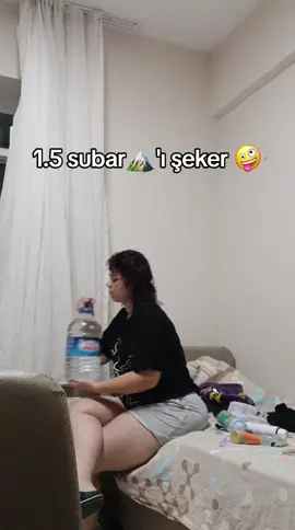 odadaki kızla biraz bakıştık da. #fyppppppppppppppppppppppp #foryou #foryoupage #fypシ゚ #keşfet 