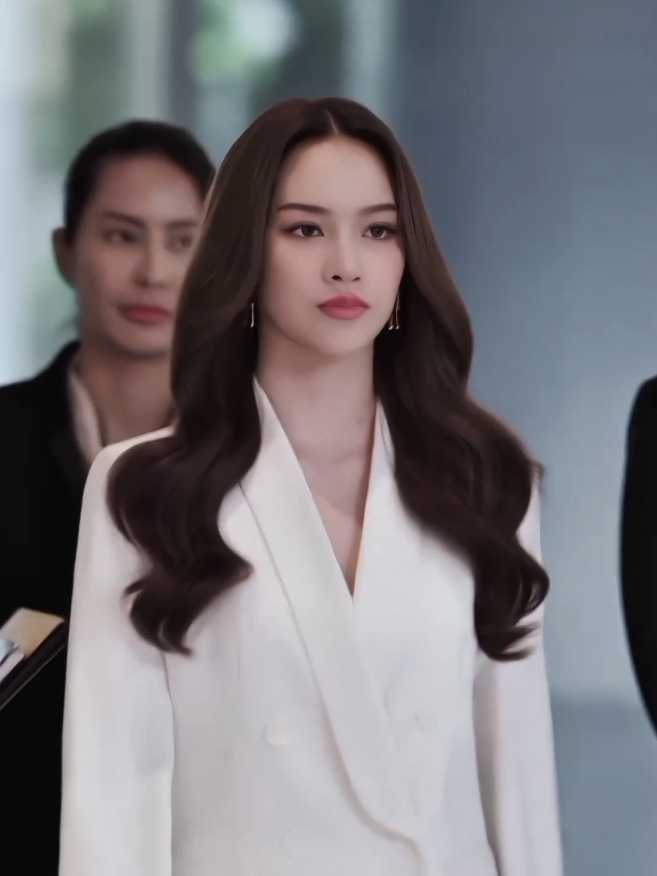 🧎🏽‍♀️ #tkphinyanech #nurdesoraya #tknur #dangerousqueentheseries #คนโปรดของควีน 